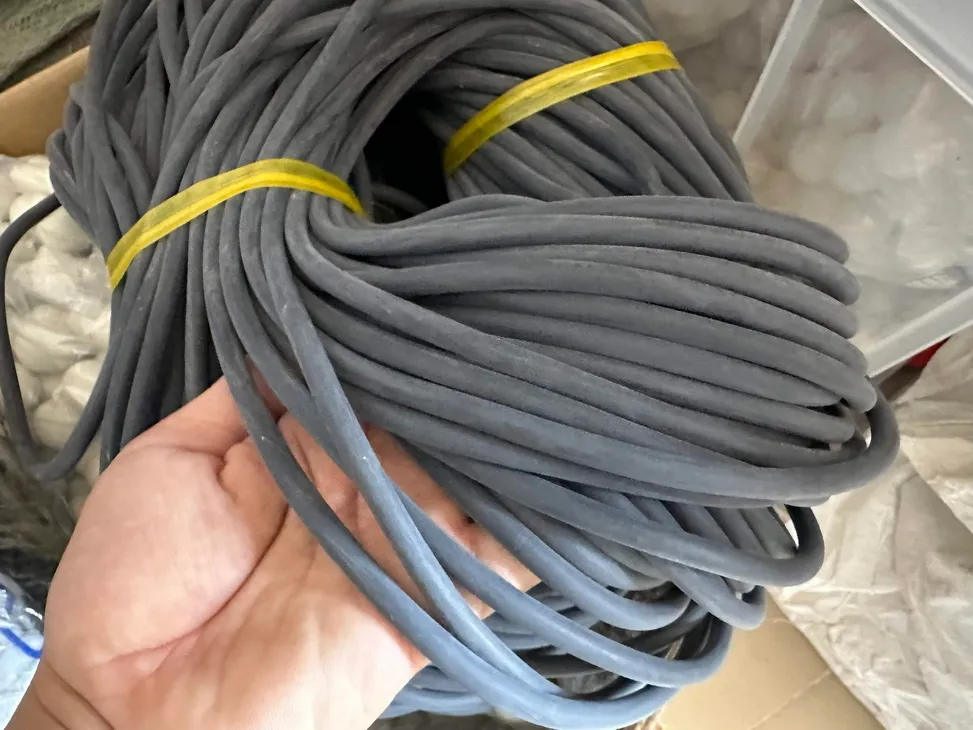 Gioăng cao su xốp tròn đặc EPDM, Silicone phi 10 (D10 - 10mm)