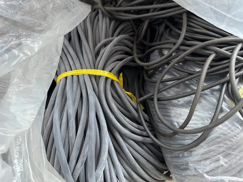 Gioăng cao su xốp tròn đặc EPDM, Silicone phi 4.5 (D4.5 - 4.5mm)