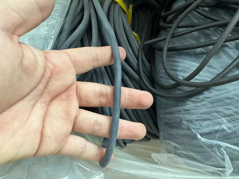 Gioăng cao su xốp tròn đặc EPDM, Silicone phi 4 (D4 - 4mm)