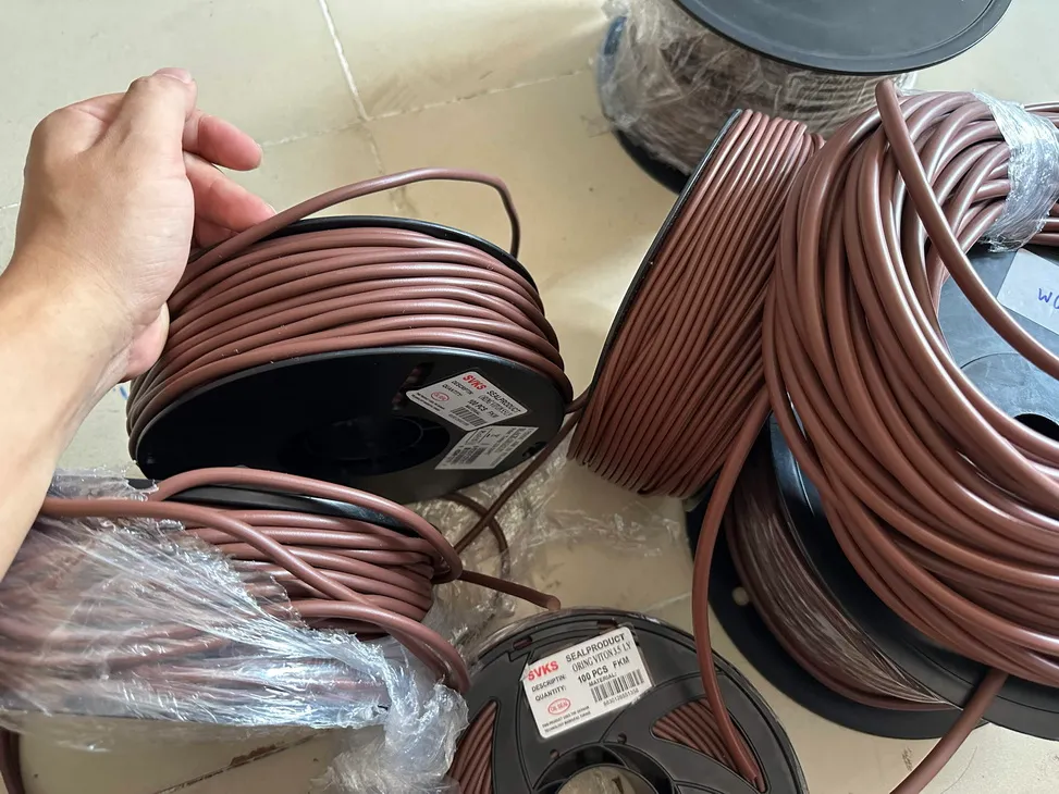 Gioăng cao su chịu hóa chất viton FKM phi 9 (D9 - 9mm)