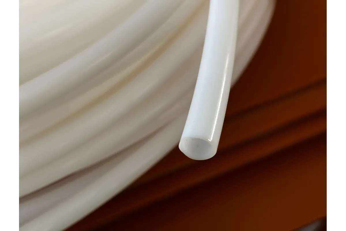 nhua teflon dang ong 10 4 2026 ung dung